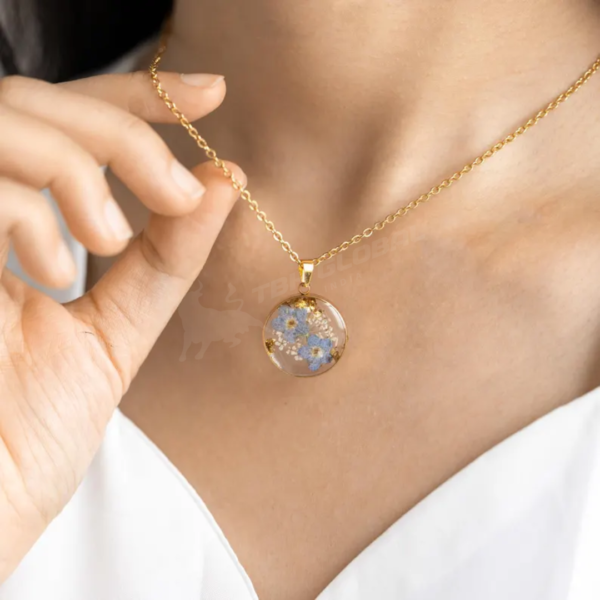 Resin Necklace - Image 2